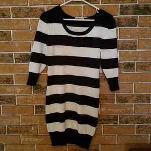 Bobby Brooks size medium navy blue sweater dress